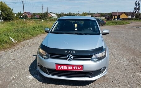 Volkswagen Polo VI (EU Market), 2012 год, 490 000 рублей, 1 фотография