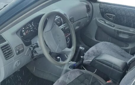 Hyundai Accent II, 2006 год, 13 фотография