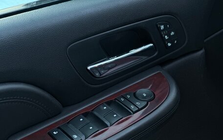 Chevrolet Tahoe III, 2012 год, 2 149 000 рублей, 20 фотография