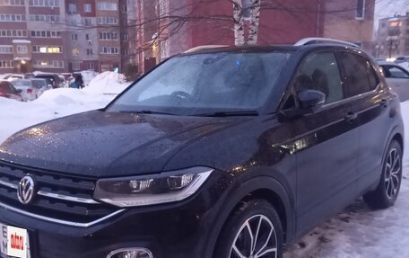 Volkswagen T-Cross I, 2019 год, 1 590 000 рублей, 3 фотография