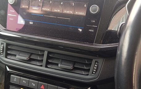 Volkswagen T-Cross I, 2019 год, 1 590 000 рублей, 7 фотография