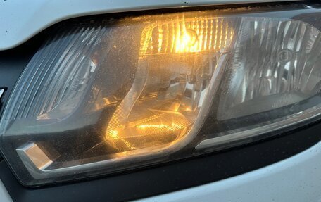 Renault Logan II, 2018 год, 849 000 рублей, 8 фотография