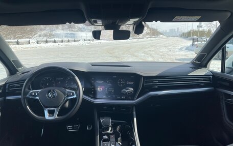 Volkswagen Touareg III, 2019 год, 5 300 000 рублей, 9 фотография