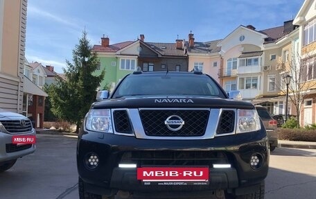Nissan Navara (Frontier), 2012 год, 2 450 000 рублей, 2 фотография