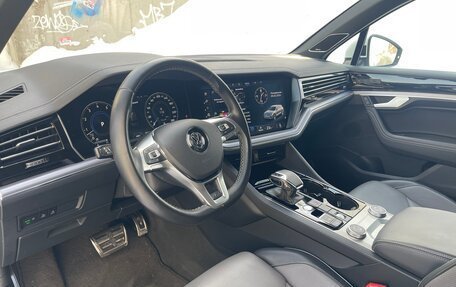 Volkswagen Touareg III, 2019 год, 5 300 000 рублей, 10 фотография
