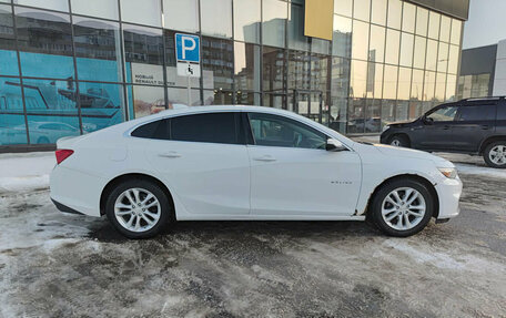 Chevrolet Malibu IX, 2017 год, 1 060 000 рублей, 5 фотография