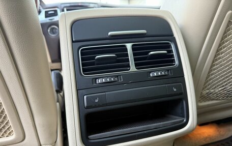 Volkswagen Touareg III, 2013 год, 2 385 000 рублей, 12 фотография