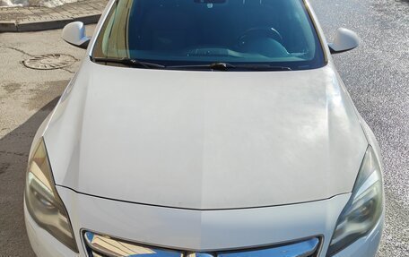 Opel Insignia II рестайлинг, 2014 год, 900 000 рублей, 8 фотография