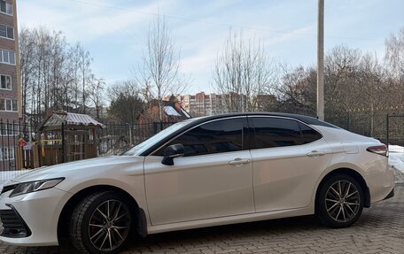 Toyota Camry, 2021 год, 3 185 000 рублей, 11 фотография