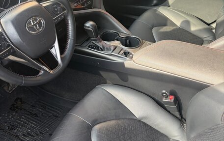 Toyota Camry, 2021 год, 3 185 000 рублей, 16 фотография