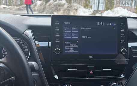 Toyota Camry, 2021 год, 3 185 000 рублей, 20 фотография