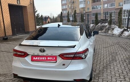 Toyota Camry, 2021 год, 3 185 000 рублей, 8 фотография