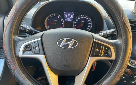 Hyundai Solaris II рестайлинг, 2014 год, 950 000 рублей, 17 фотография