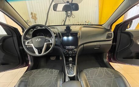 Hyundai Solaris II рестайлинг, 2014 год, 950 000 рублей, 22 фотография