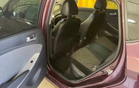 Hyundai Solaris II рестайлинг, 2014 год, 950 000 рублей, 29 фотография