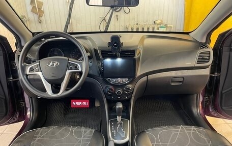 Hyundai Solaris II рестайлинг, 2014 год, 950 000 рублей, 24 фотография