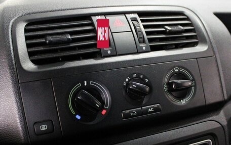 Skoda Fabia II, 2011 год, 589 000 рублей, 16 фотография