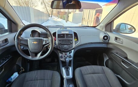 Chevrolet Aveo III, 2015 год, 800 000 рублей, 4 фотография