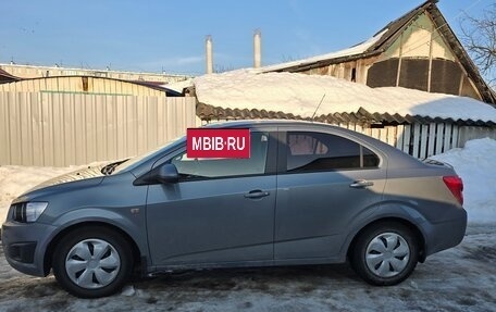 Chevrolet Aveo III, 2015 год, 800 000 рублей, 2 фотография
