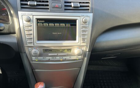 Toyota Camry, 2011 год, 1 170 000 рублей, 4 фотография