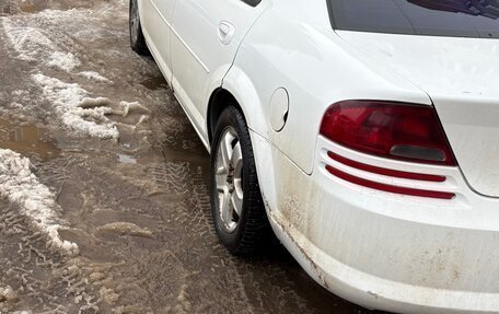 Dodge Stratus II, 2005 год, 250 000 рублей, 4 фотография