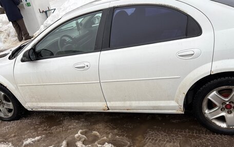 Dodge Stratus II, 2005 год, 250 000 рублей, 3 фотография