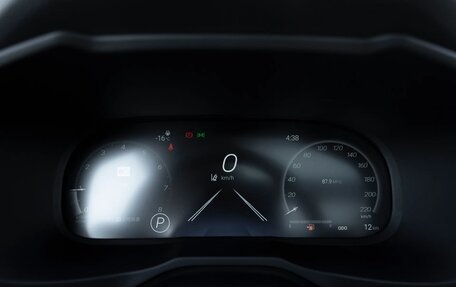 Toyota RAV4, 2025 год, 4 160 000 рублей, 12 фотография