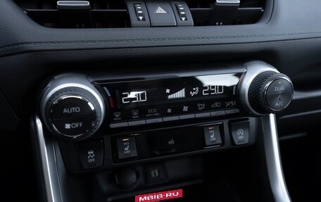 Toyota RAV4, 2025 год, 4 160 000 рублей, 16 фотография