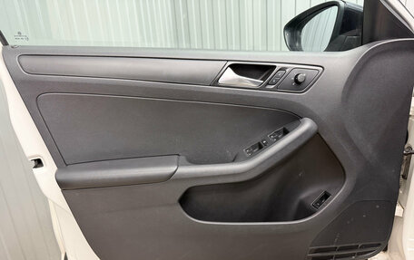 Volkswagen Jetta VI, 2014 год, 1 300 000 рублей, 13 фотография