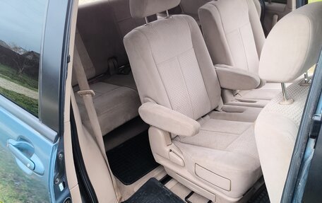 Mazda MPV II, 2004 год, 600 000 рублей, 4 фотография