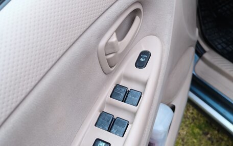 Mazda MPV II, 2004 год, 600 000 рублей, 10 фотография