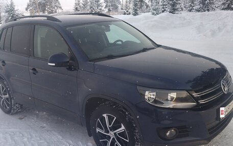 Volkswagen Tiguan I, 2016 год, 1 900 000 рублей, 2 фотография