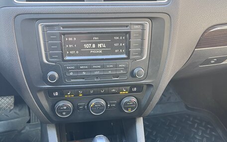 Volkswagen Jetta VI, 2015 год, 970 000 рублей, 9 фотография