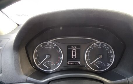 Skoda Octavia, 2011 год, 750 000 рублей, 8 фотография