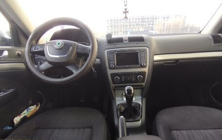 Skoda Octavia, 2011 год, 750 000 рублей, 6 фотография