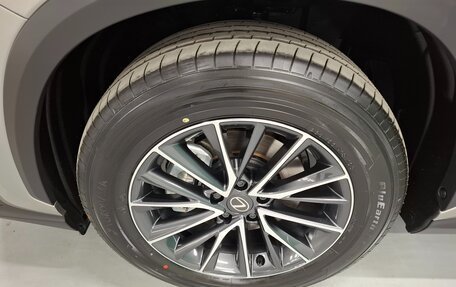 Lexus NX, 2025 год, 6 550 000 рублей, 10 фотография