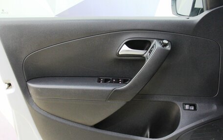 Volkswagen Polo VI (EU Market), 2018 год, 1 155 000 рублей, 22 фотография