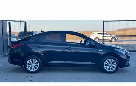 Hyundai Solaris II рестайлинг, 2018 год, 1 249 000 рублей, 9 фотография