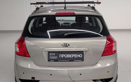 KIA cee'd I рестайлинг, 2010 год, 679 000 рублей, 10 фотография