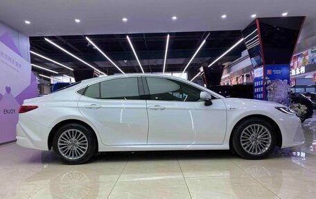 Toyota Camry, 2025 год, 3 935 000 рублей, 3 фотография