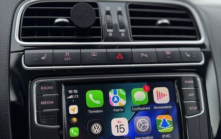 Volkswagen Polo VI (EU Market), 2018 год, 1 300 000 рублей, 37 фотография