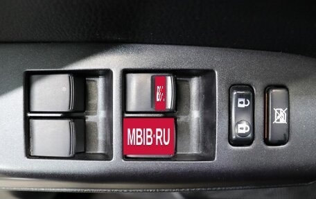 Toyota RAV4, 2018 год, 2 350 000 рублей, 11 фотография