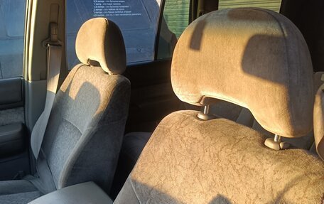 Nissan Patrol, 1998 год, 650 000 рублей, 12 фотография