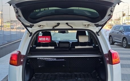 Toyota RAV4, 2015 год, 1 800 000 рублей, 7 фотография