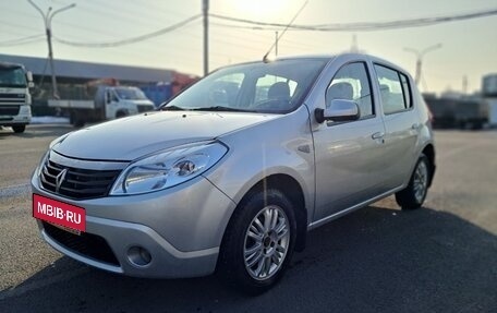 Renault Sandero I, 2014 год, 450 000 рублей, 1 фотография