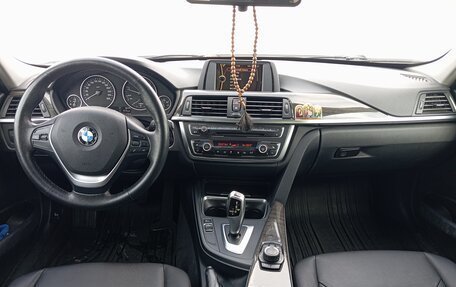 BMW 3 серия, 2012 год, 1 400 000 рублей, 34 фотография