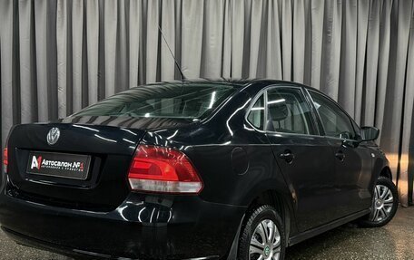 Volkswagen Polo VI (EU Market), 2011 год, 649 777 рублей, 2 фотография