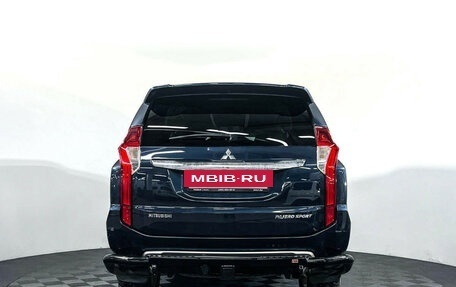 Mitsubishi Pajero Sport III рестайлинг, 2018 год, 2 997 000 рублей, 6 фотография