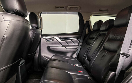 Mitsubishi Pajero Sport III рестайлинг, 2018 год, 2 997 000 рублей, 10 фотография