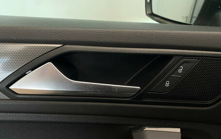 Volkswagen Tiguan II, 2019 год, 2 999 000 рублей, 12 фотография